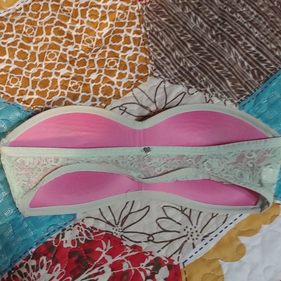 Bandeau Bra - Picture 2 of 5
